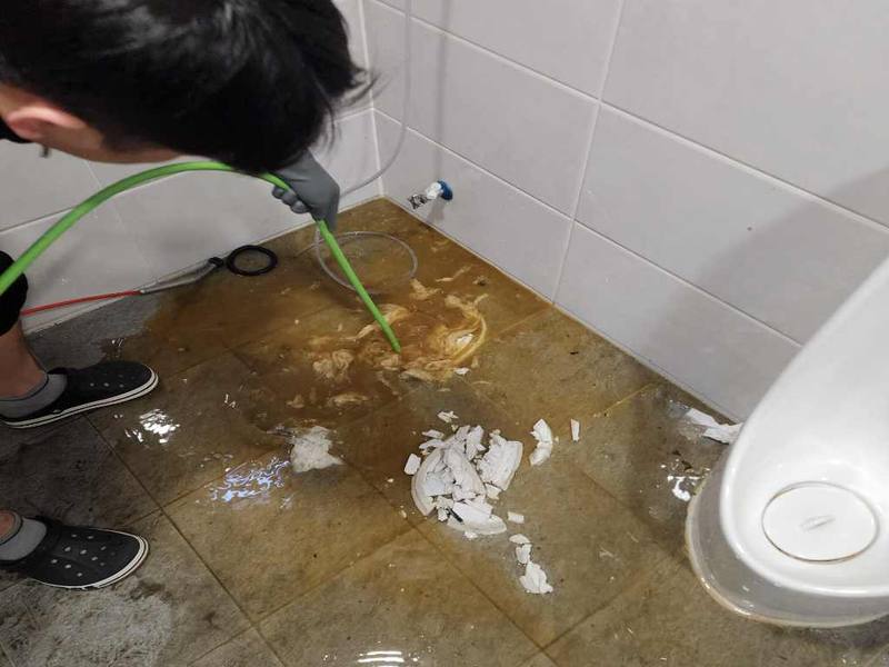 영종구 하수구역류 작업사례 10